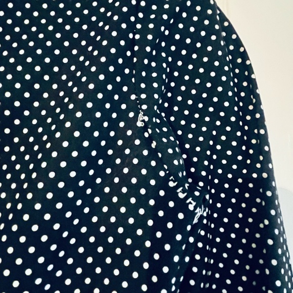 1960s Inspired Mod Dress – Black & White Polka Dot w/ Peter Pan Collar - Picture 4 of 5